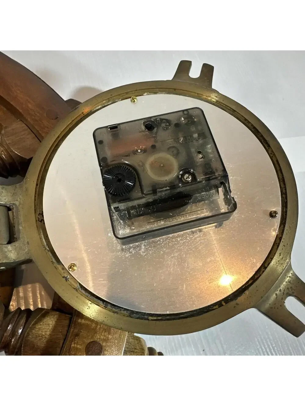 Vintage‎ Chadburns Nautical Porthole Ship Wheel Wall Clock Wooden Brass 18 1/2”